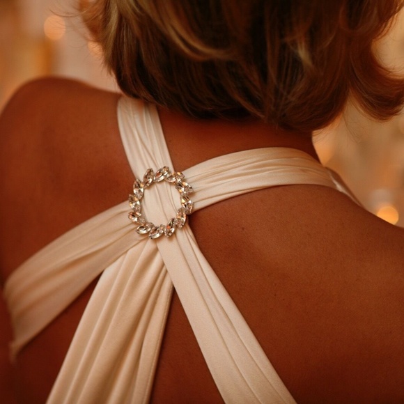 AMY MICHELSON IVORY WHITE SILK OR SATIN WEDDING DRESS SIZE US 6 - Picture 5 of 13